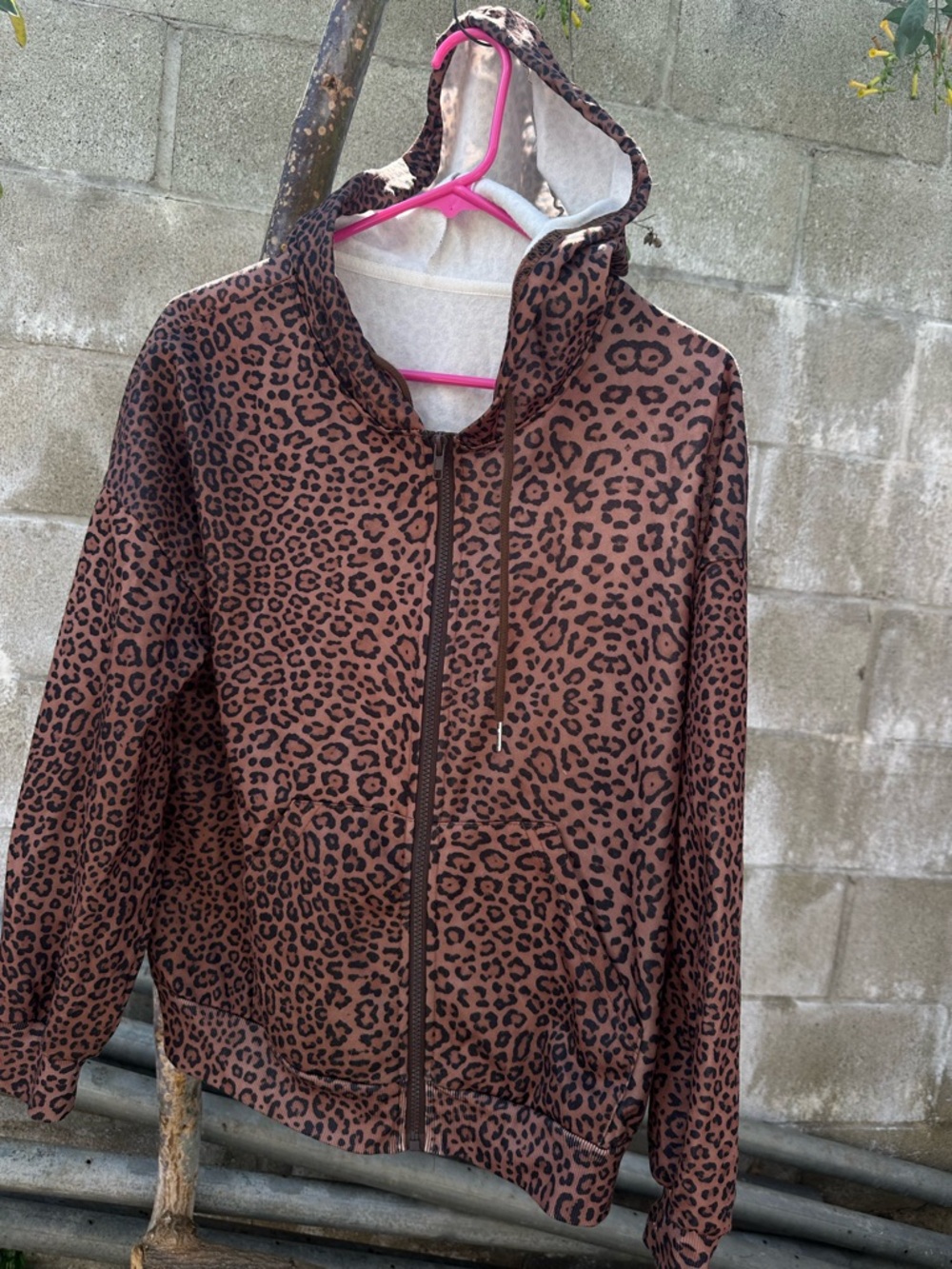 Super light weight Leopard Print Zip-Up Hoodie in Brown and Black